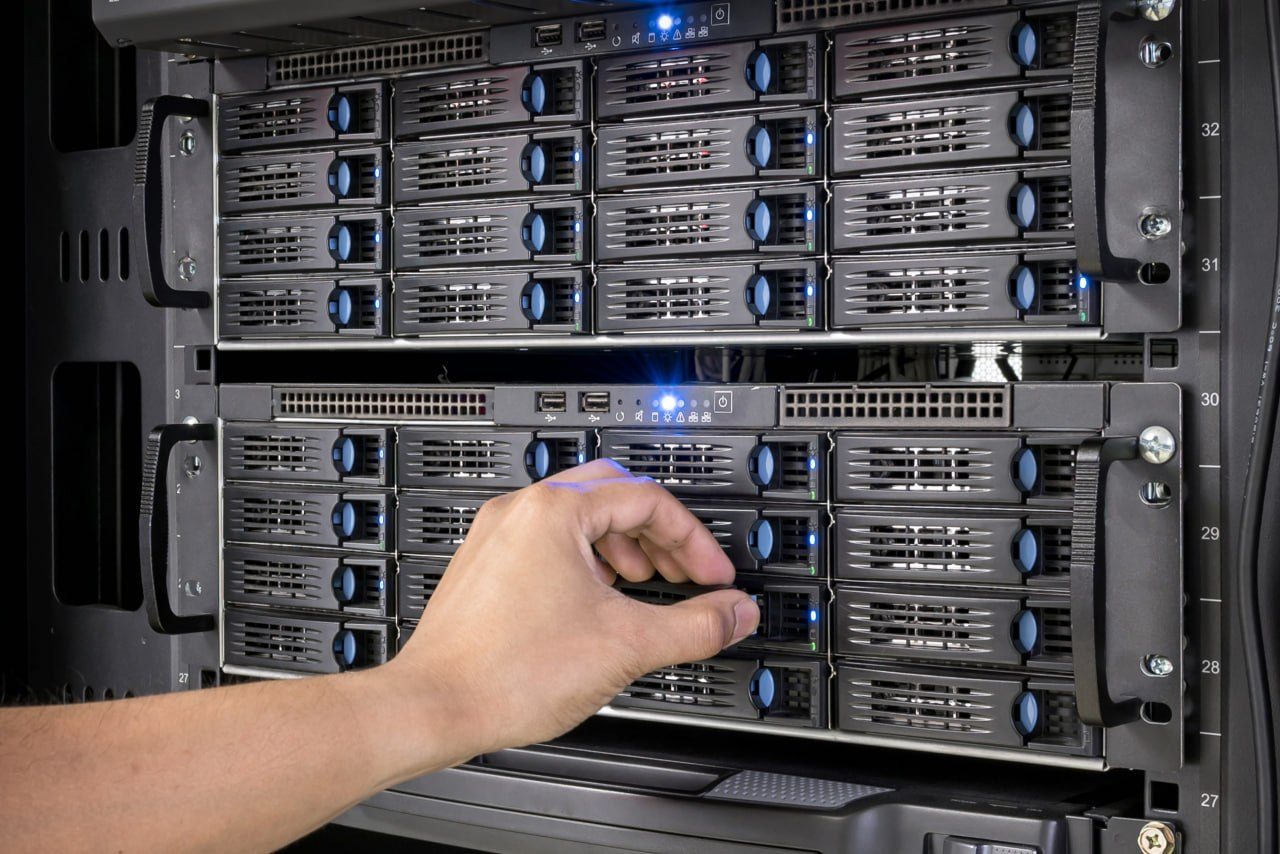 Mantenimiento de servidores para empresas ISB Informática